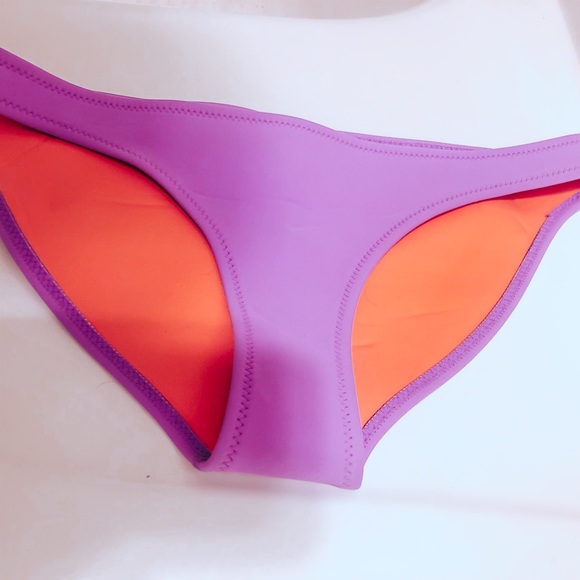 TRIANGL Neoprene Purple Coral Bikini Bottom Medium - Picture 3 of 5